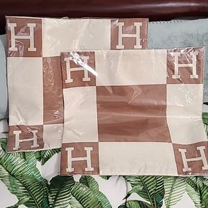 Set of Throwpillow case